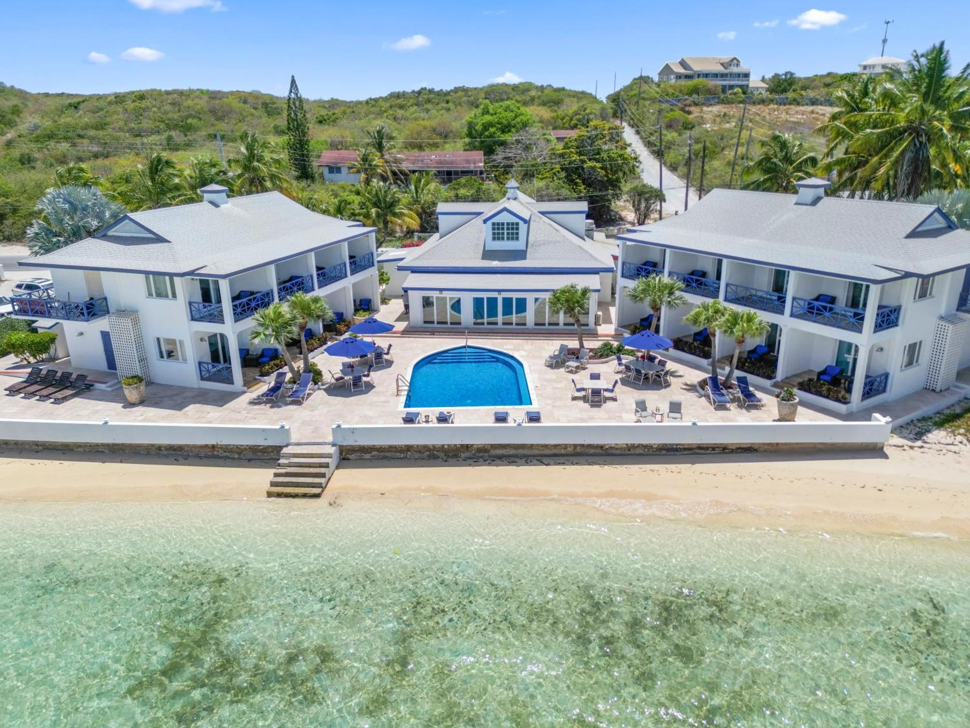 Augusta Bay Hotel George Town Exterior photo
